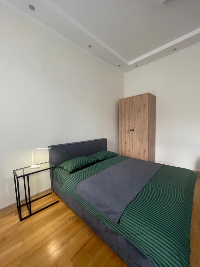 Apartment With The View Of The Opera House Lviv Exterior photo